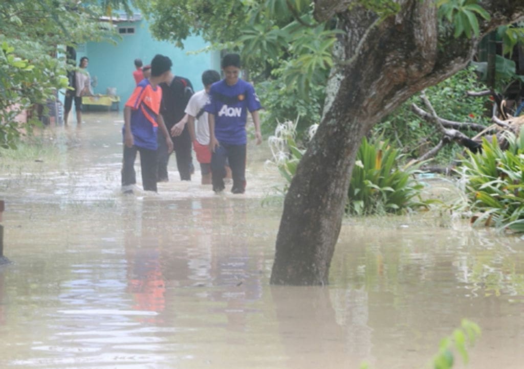 Residents evacuated in Nibong Tebal flash floods